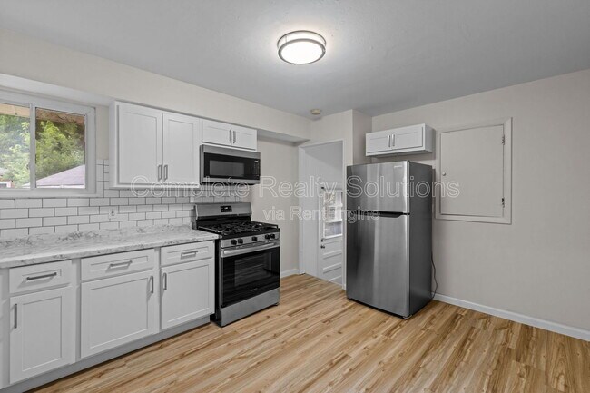 Building Photo - 1149 Walker Ave