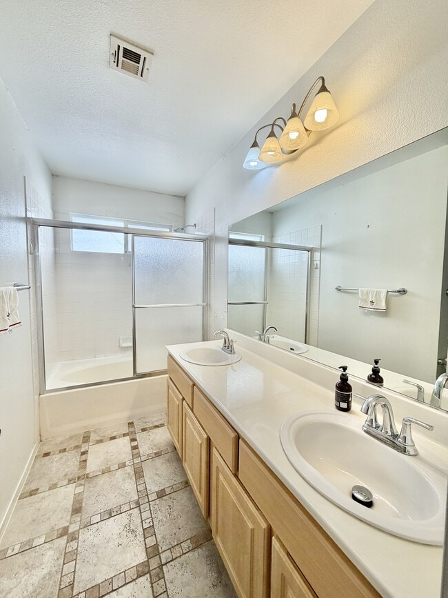 Building Photo - 8319 Haven Cove Ave