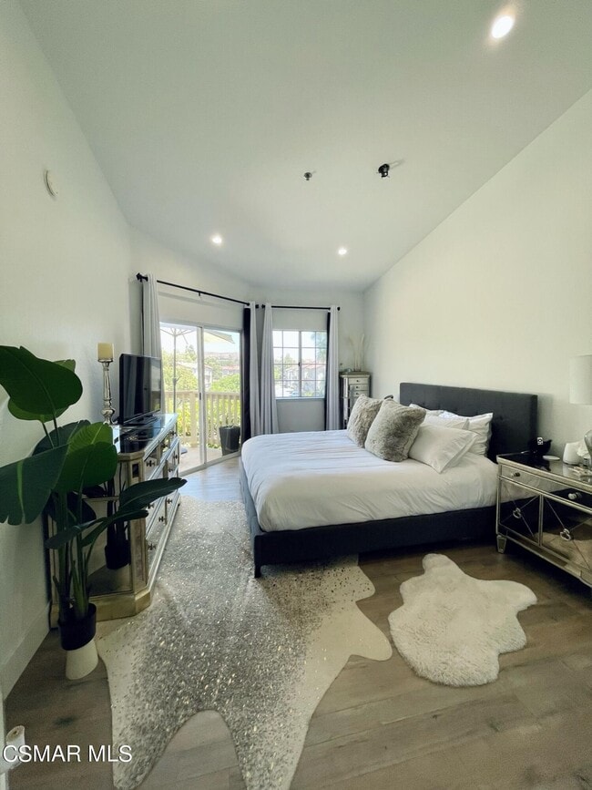 Building Photo - 675 Oak Run Trail