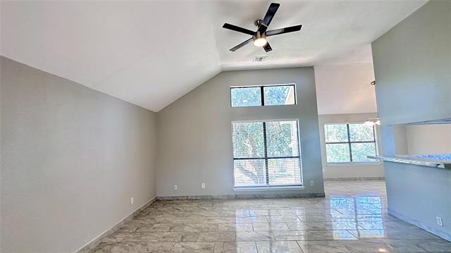 Building Photo - 708 Meadowcreek Ct