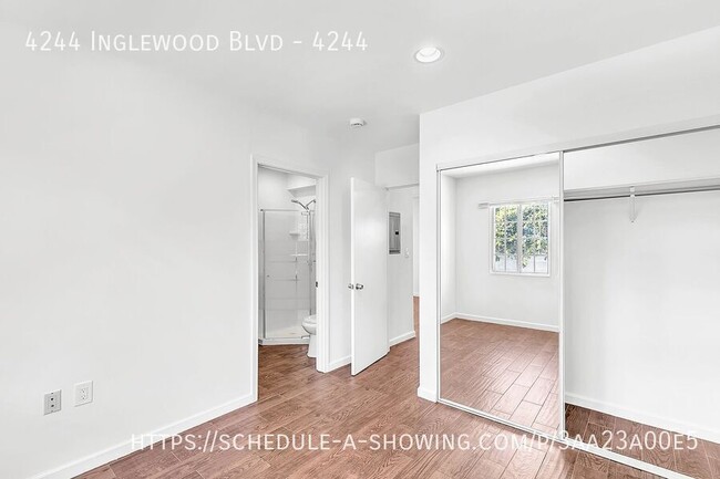 Building Photo - Beautiful remodeled 2 Bedroom + 2 Bath + L...