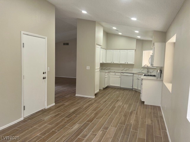 Building Photo - 320 Dockside Ct