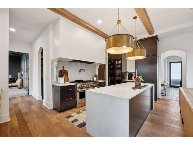 Building Photo - 6297 Yuma Ln N