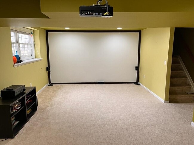 Building Photo - 65 Demarest Dr