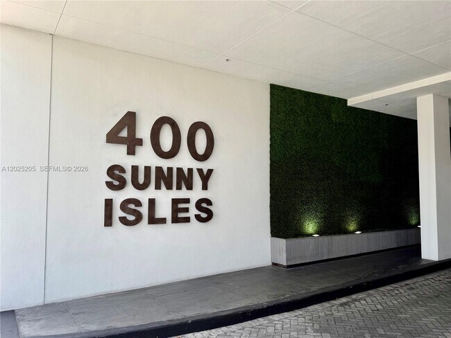 Building Photo - 400 Sunny Isles Blvd