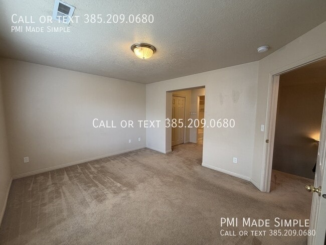 Building Photo - 2954 1310 W