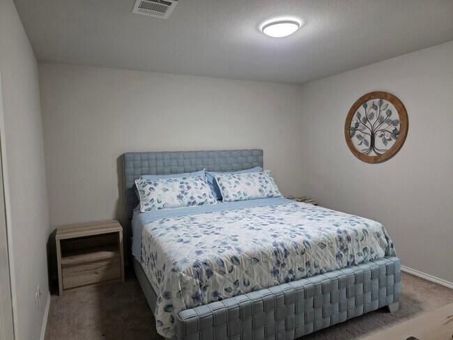 Building Photo - 31577 Acacia Vis