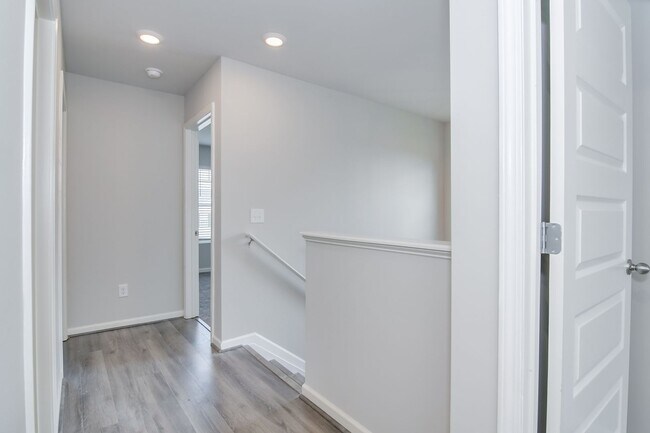 Building Photo - 4 Bedroom Minutes from Fort Eisenhower!