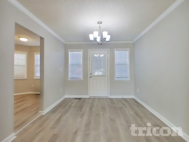 Building Photo - 102 Bonnabel Ct