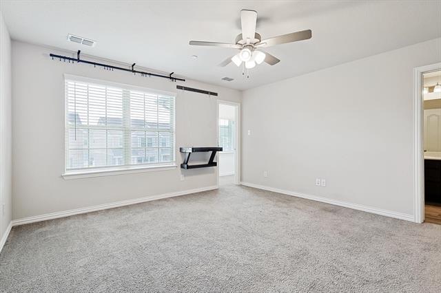 Building Photo - 3513 Cricket Dr