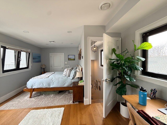 Building Photo - 3 Village St