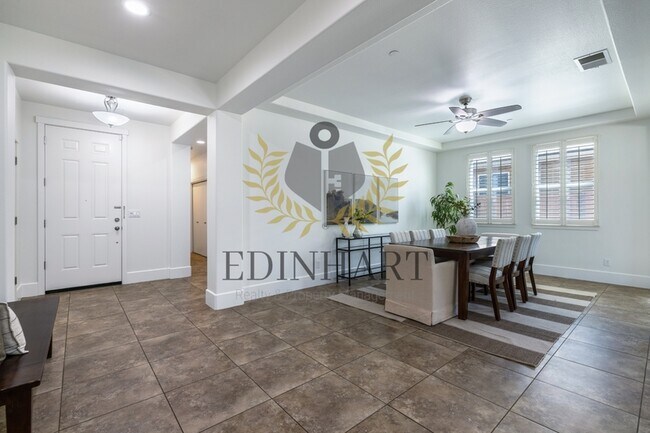 Building Photo - 1632 N Broadbent Ln