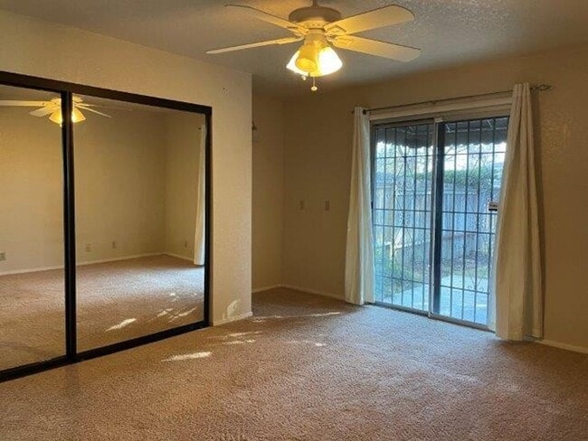 Building Photo - Spacious 3 bedroom home for rent