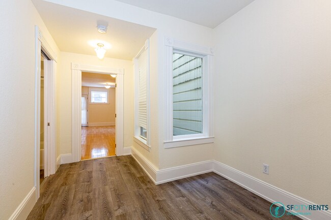 Building Photo - 1623 Noe St