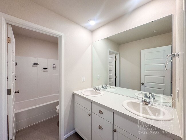 Building Photo - 4219 Nettle Dr SE