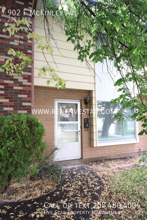 Building Photo - 902 F McKinley Ave-