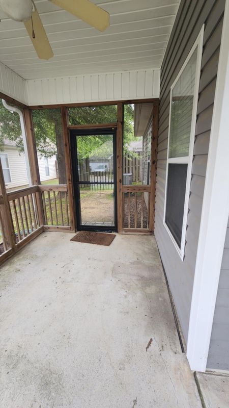 Building Photo - 299 High Ridge Dr