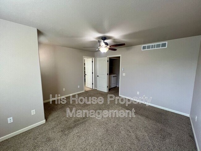 Building Photo - 4500 Tuscany St