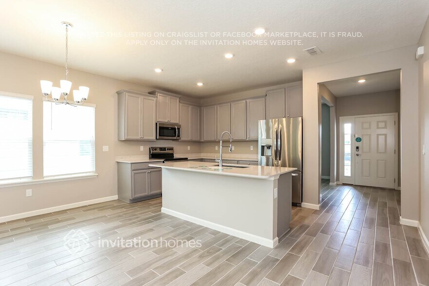 Building Photo - 9914 Lemon Grass Ln