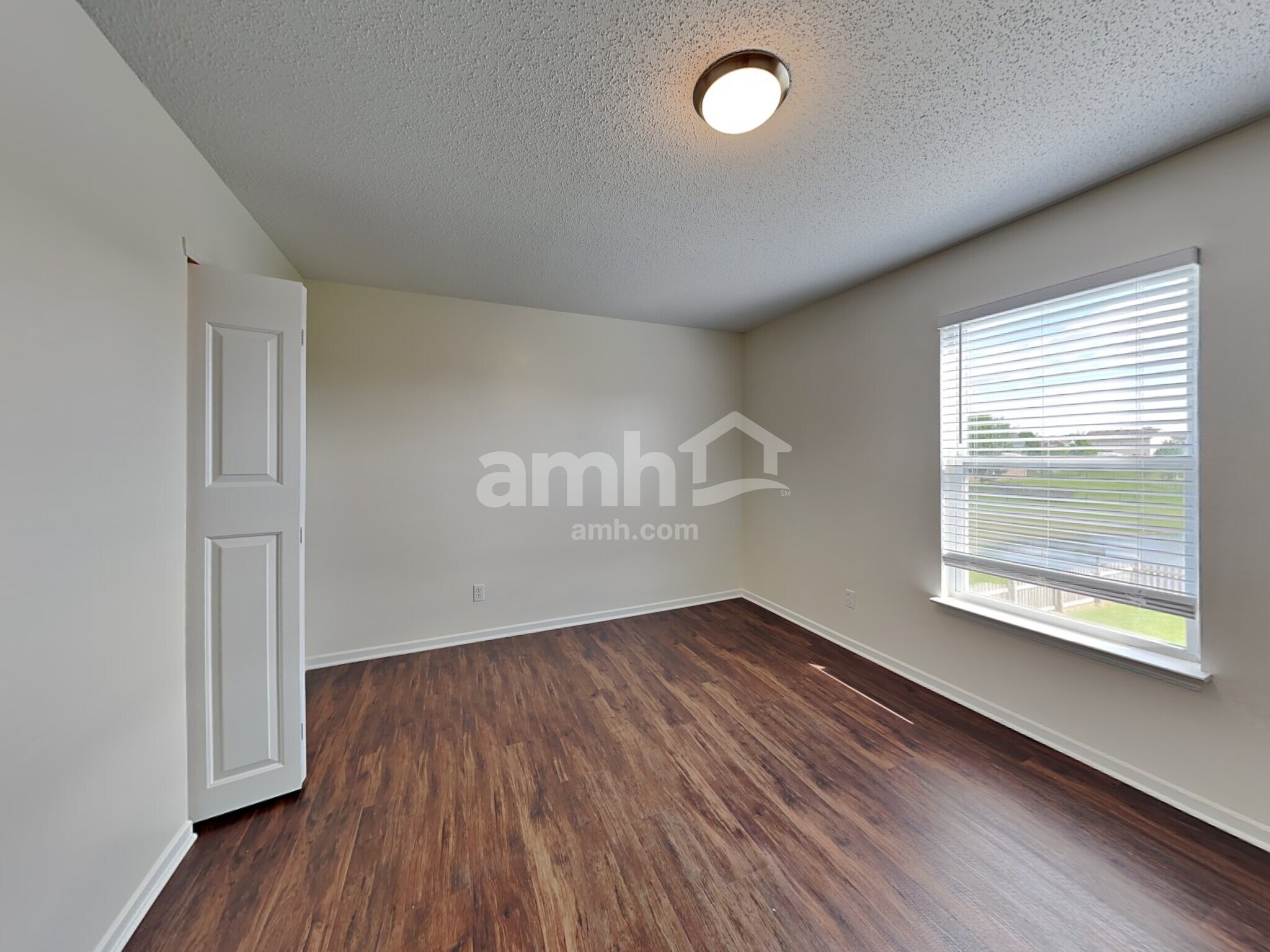 Building Photo - 924 Shenandoah Way
