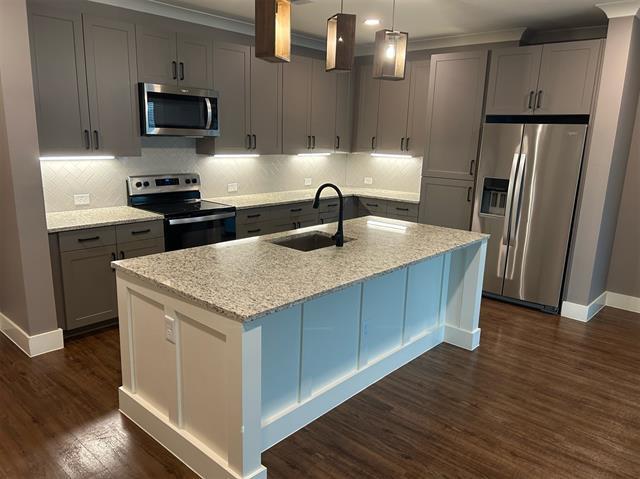 Building Photo - 3517 Windhaven Pkwy