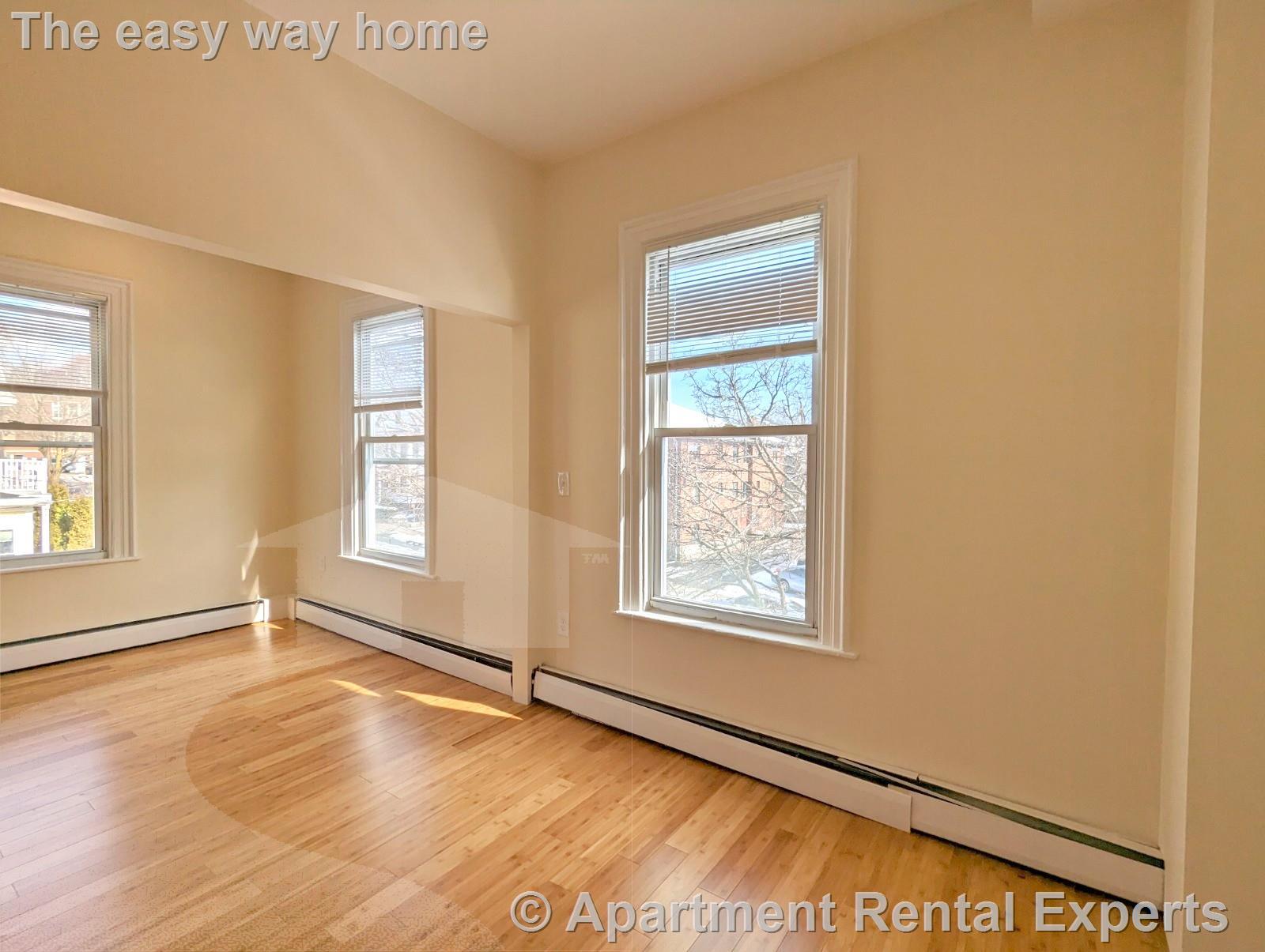 Building Photo - 19 Cameron Ave