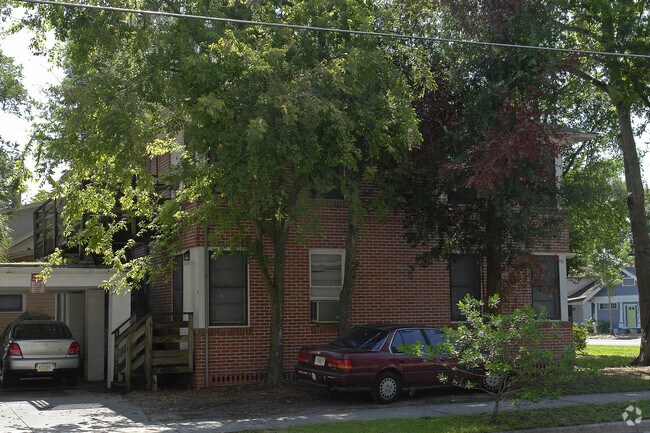Primary Photo - 1126 SW 2nd Ave