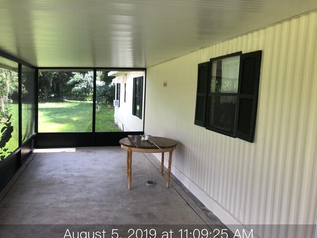 Building Photo - 102 Hoover Ln