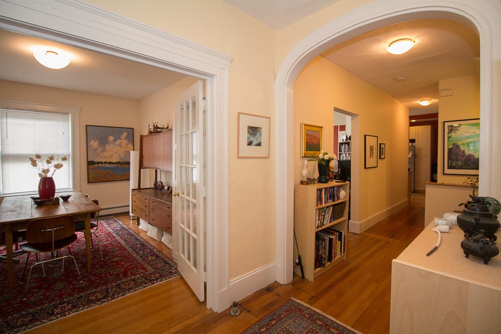 Building Photo - 15 Kenwood St