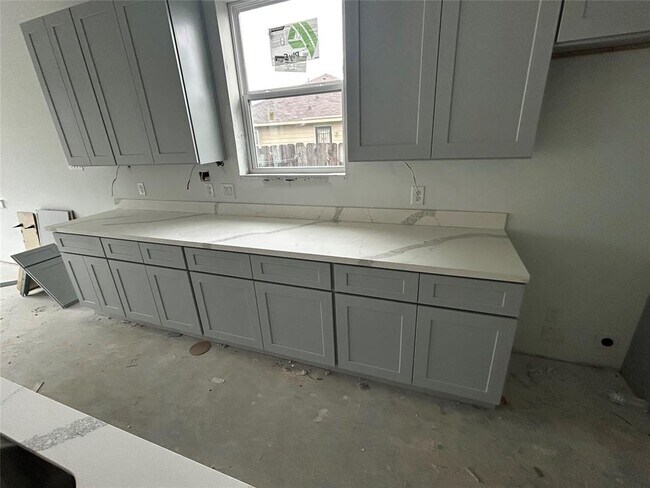 Building Photo - 3810 St Simon Manor Dr