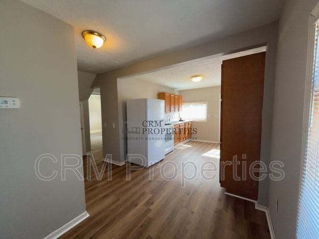 Building Photo - 409 W Morgan St