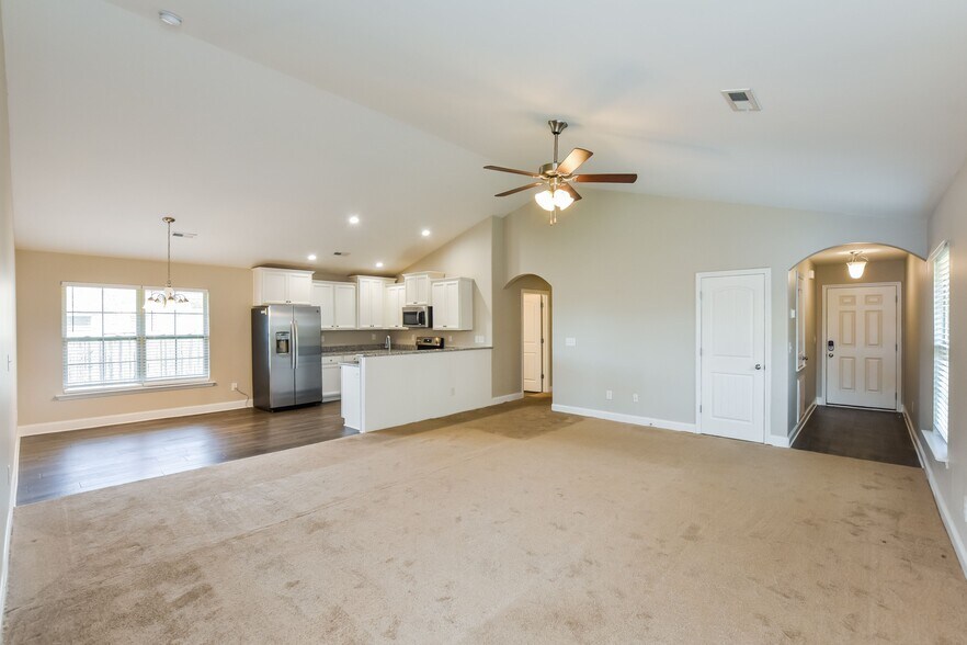 Building Photo - 136 Pitts Griffin Drive