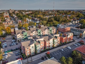 Building Photo - Euclid Square