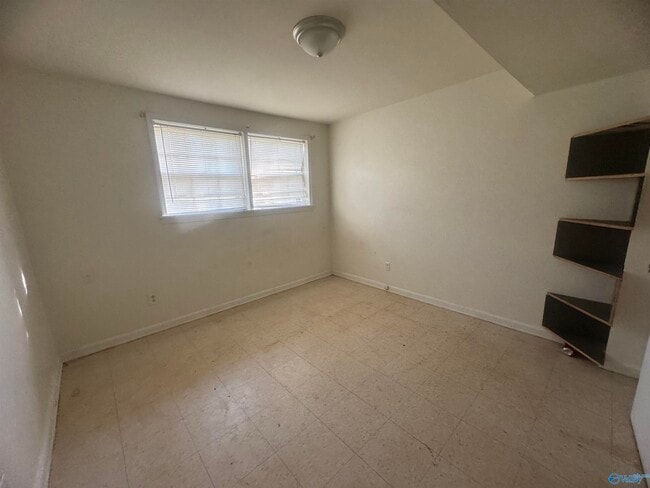 Building Photo - 4605 Broadmeadow Ln NW