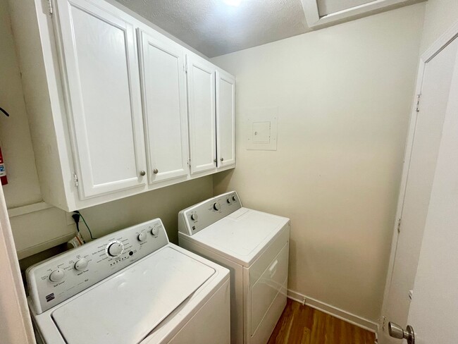Building Photo - 3/2 For Rent in Madison! *MOVE IN SPECIAL*