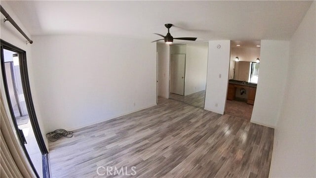 Building Photo - 1118 W Curie Ave