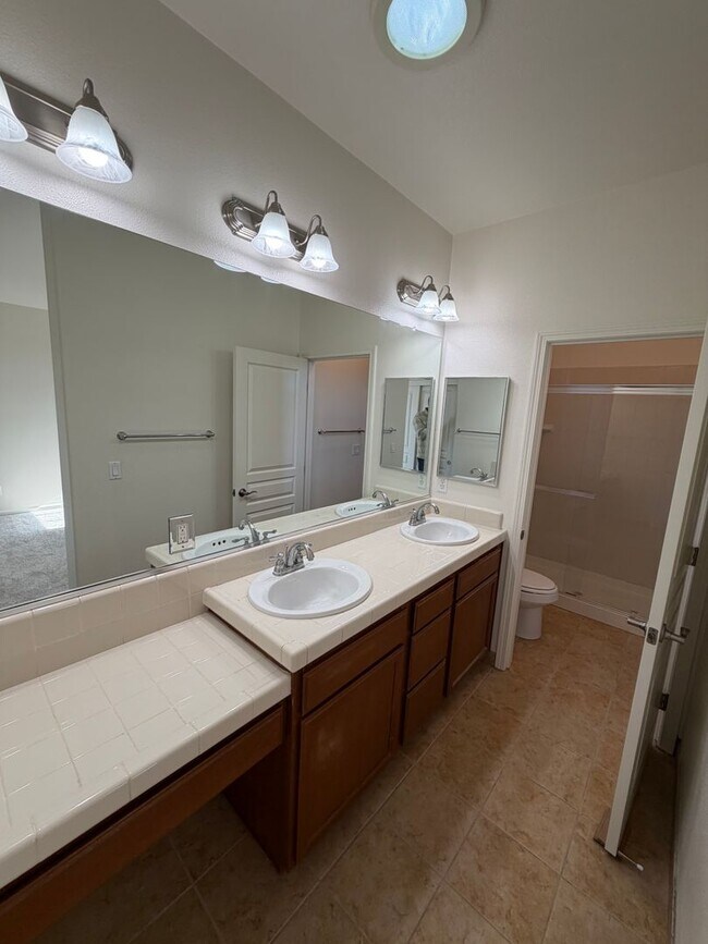 Building Photo - 1609 Barolo Pl