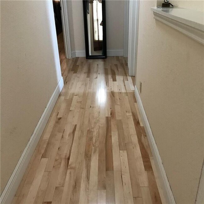 Building Photo - 1603 Sylvia Ln