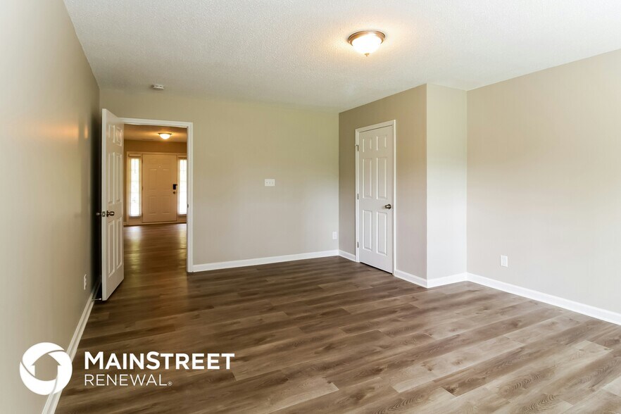Building Photo - 4300 Marchwood Dr