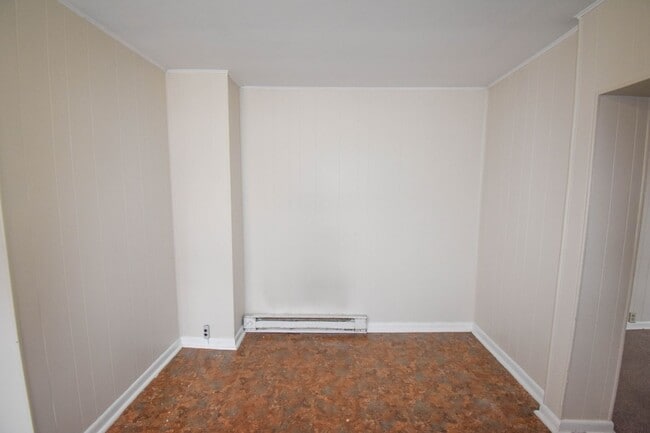 Building Photo - RWIL300