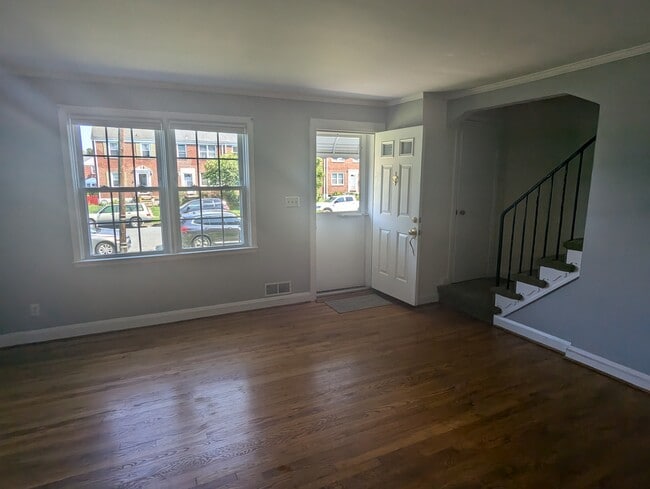 living room - 6120 Mount Ridge Rd