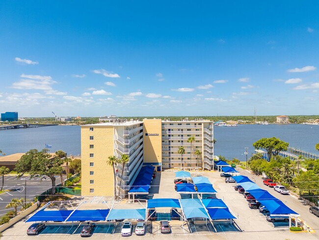 Building Photo - First Floor Riverfront Condo