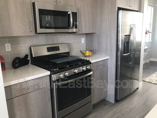 Building Photo - 3612 Brookdale Ave