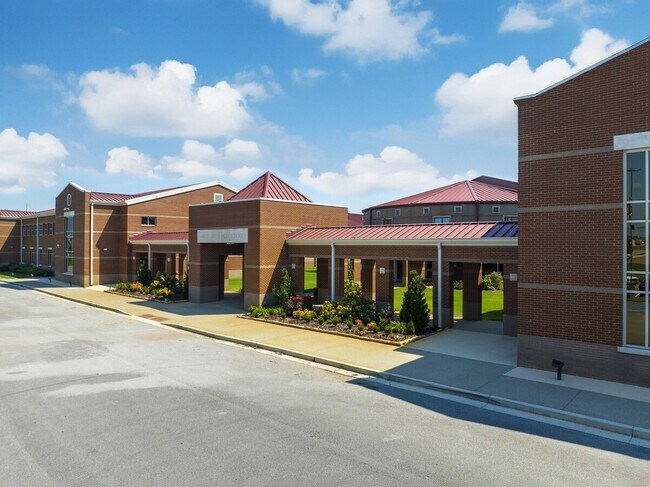 Building Photo - 182 Cherry Laurel Dr