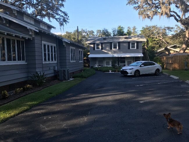 Primary Photo - 706 15th Ave NW