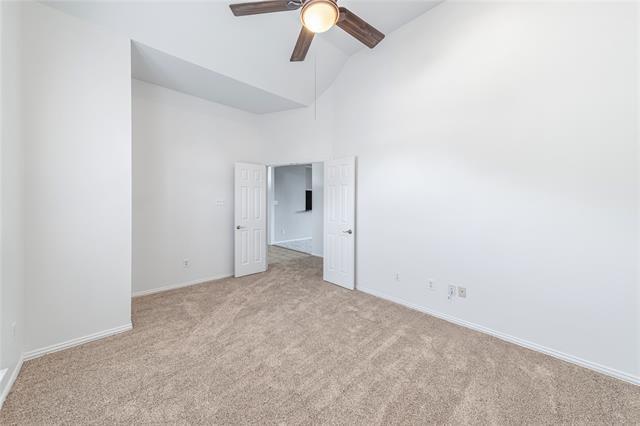 Building Photo - 3200 Heatherbrook Dr