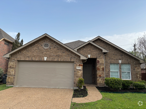 Building Photo - 2627 Powderhorn Dr