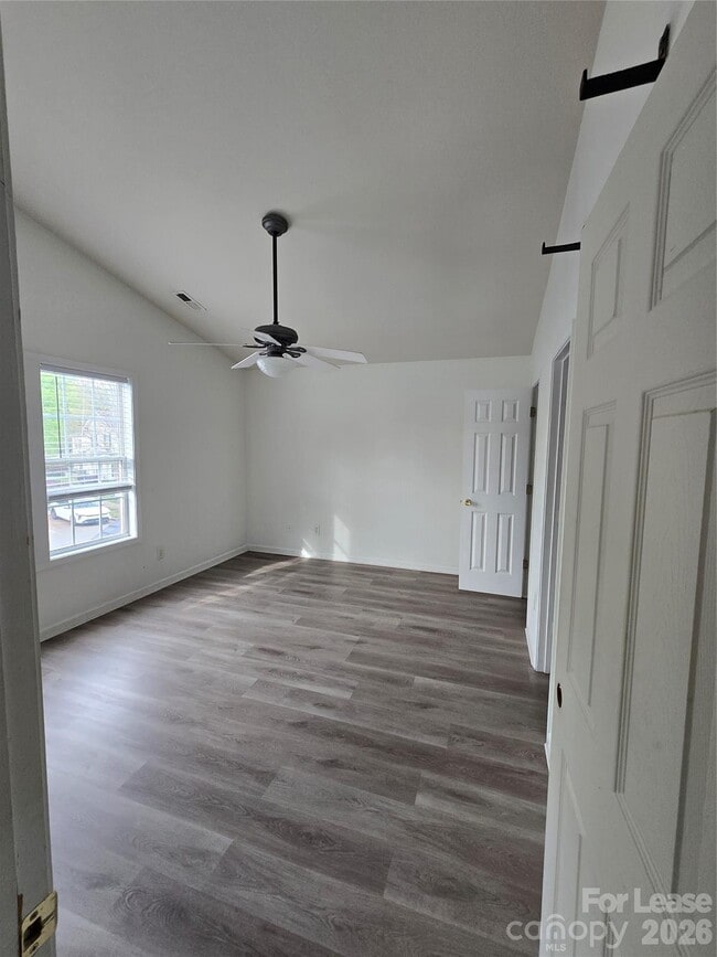 Building Photo - 1145 Triece Ln