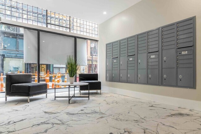 Building Photo - 44 Bromfield St