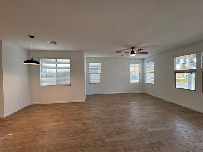 Building Photo - BRAND NEW HOME IN UNION PARK IN PHOENIX